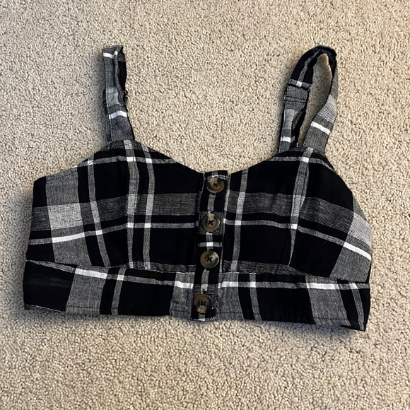 American Eagle Outfitters Tops - American Eagle cropped tank top